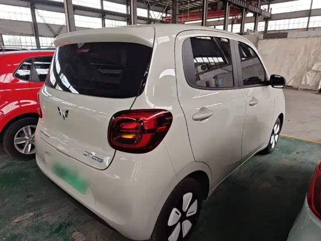 Wuling Hongguang Mini EV — Фото автомобиля 6
