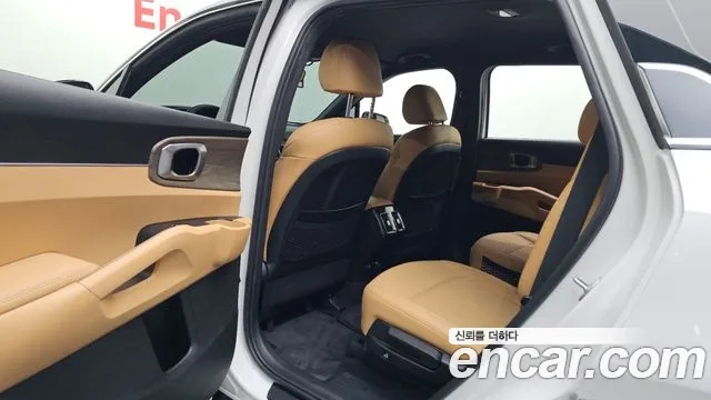 Kia Sorento Sorento 4-е поколение Бензин 2.5T 2WD — Фото автомобиля 11