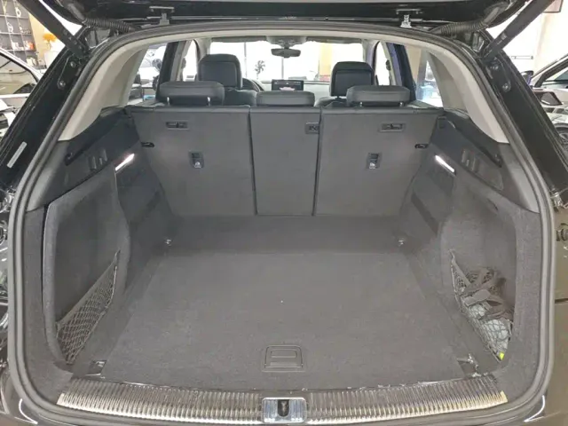 Audi Q5L — Фото автомобиля 18
