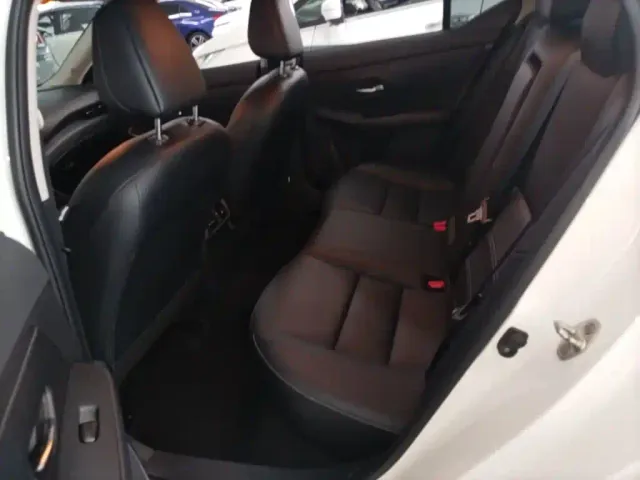 Nissan Sylphy — Фото автомобиля 16