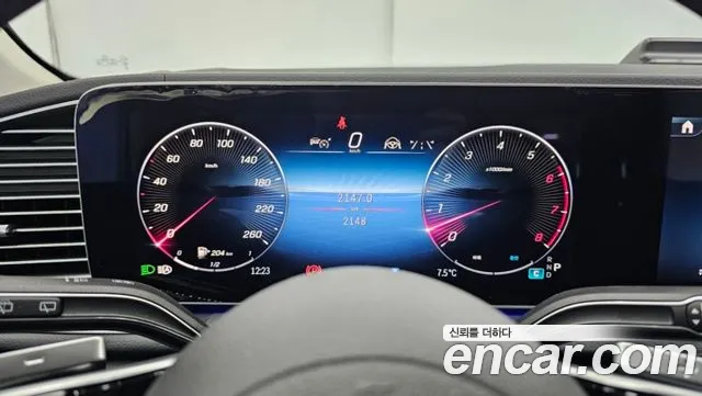 Mercedes-Benz GLE-Class — Фото автомобиля 20
