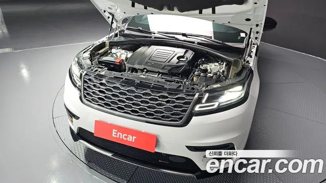 Land Rover Range Rover Velar Range Rover Velar 2.0 P250 R-Dynamic SE — Фото автомобиля 6