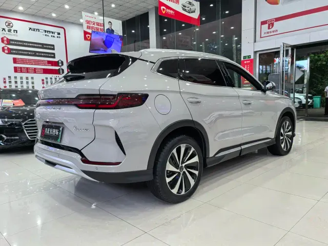 BYD Song PLUS — Фото автомобиля 6
