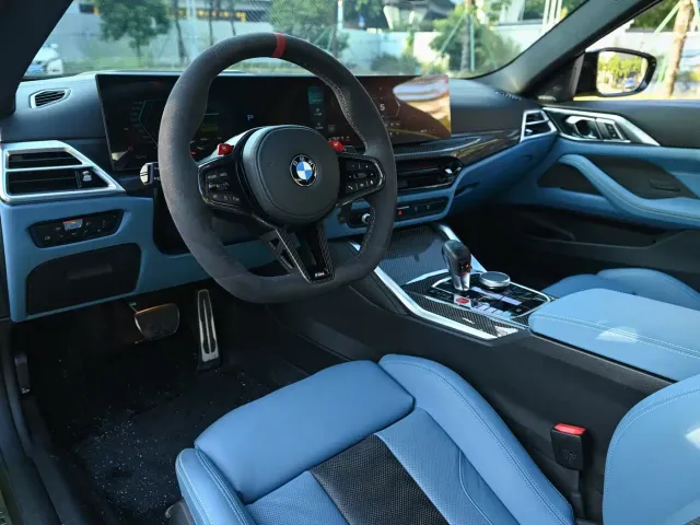BMW M4 — Фото автомобиля 7