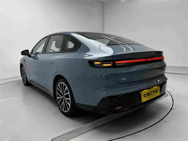 Leapmotor Leapmotor B01 2026 550 LiDAR Edition — Фото автомобиля 4