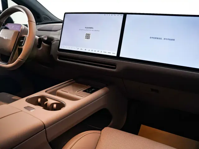 Li Auto i6 — Фото автомобиля 18