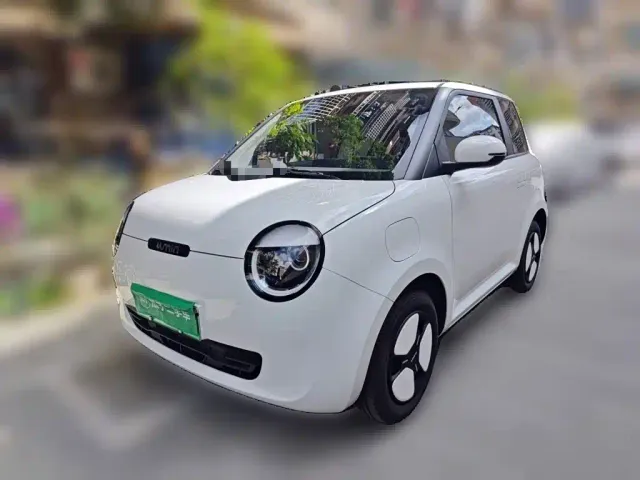 Фотография автомобиля — Changan Lumin