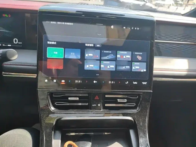 GAC Trumpchi M8 — Фото автомобиля 5