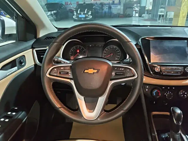 Chevrolet Monza — Фото автомобиля 10