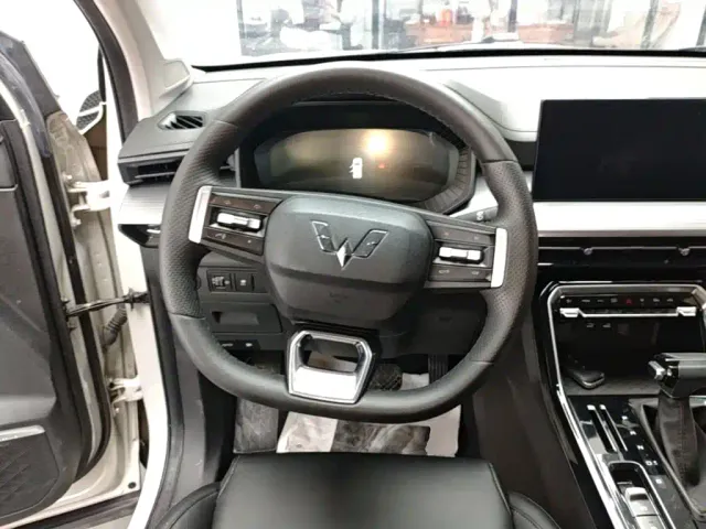 Wuling Asta — Фото автомобиля 10