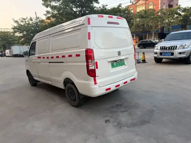 Yuan Cheng Yuan Cheng E5 2022 E5L Pure Electric Van Guoxuan 39.9kWh — Фото автомобиля 7