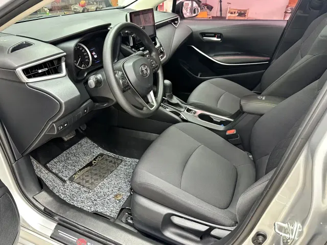 Toyota Corolla — Фото автомобиля 8