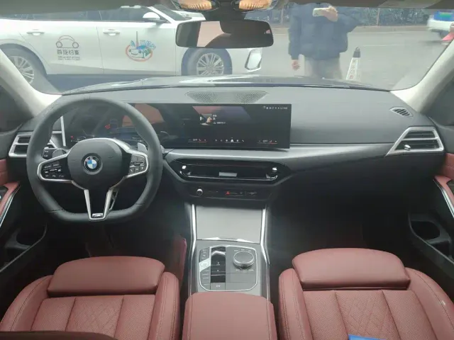BMW 3 Series — Фото автомобиля 6
