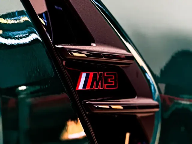 BMW M3 — Фото автомобиля 10