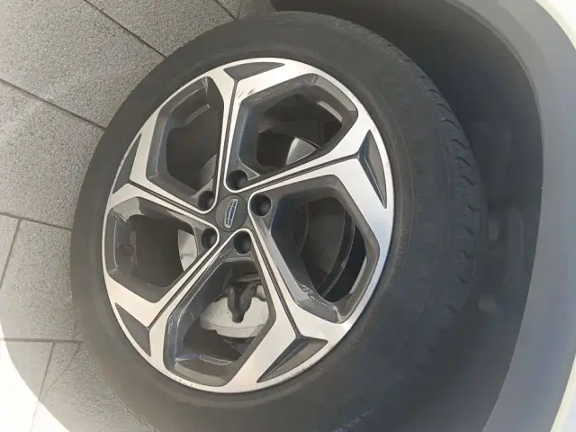 Geely Xingyue L — Фото автомобиля 6