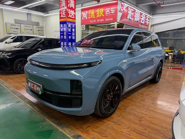 Фотография автомобиля — Li Auto L8