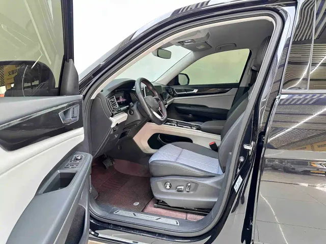Volkswagen Teramont — Фото автомобиля 8