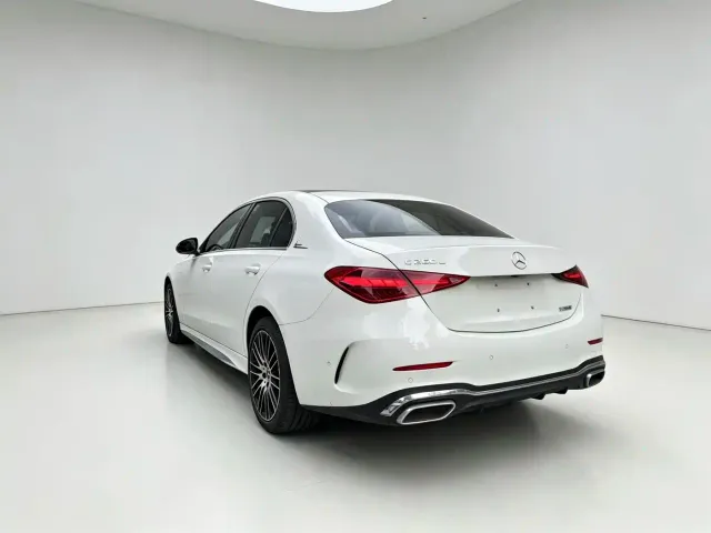Mercedes-Benz C-Class — Фото автомобиля 14