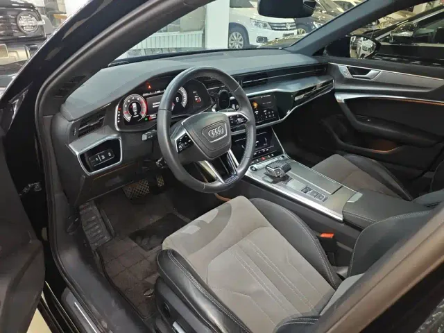 Audi A6L — Фото автомобиля 10