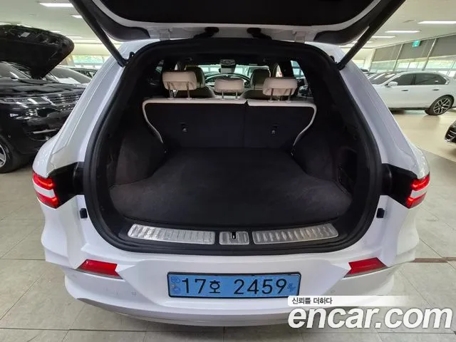 Genesis GV70 Electrified — Фото автомобиля 19