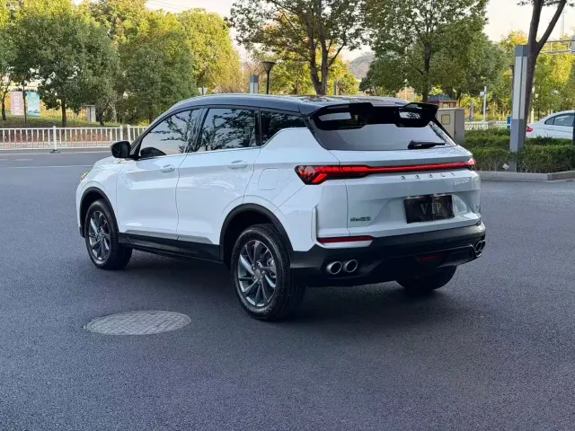 Geely Binyue — Фото автомобиля 6
