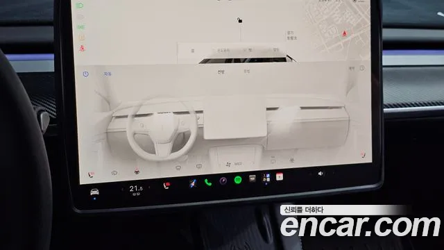 Tesla Model Y — Фото автомобиля 23