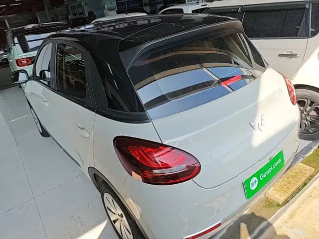Wuling Bingo — Фото автомобиля 4