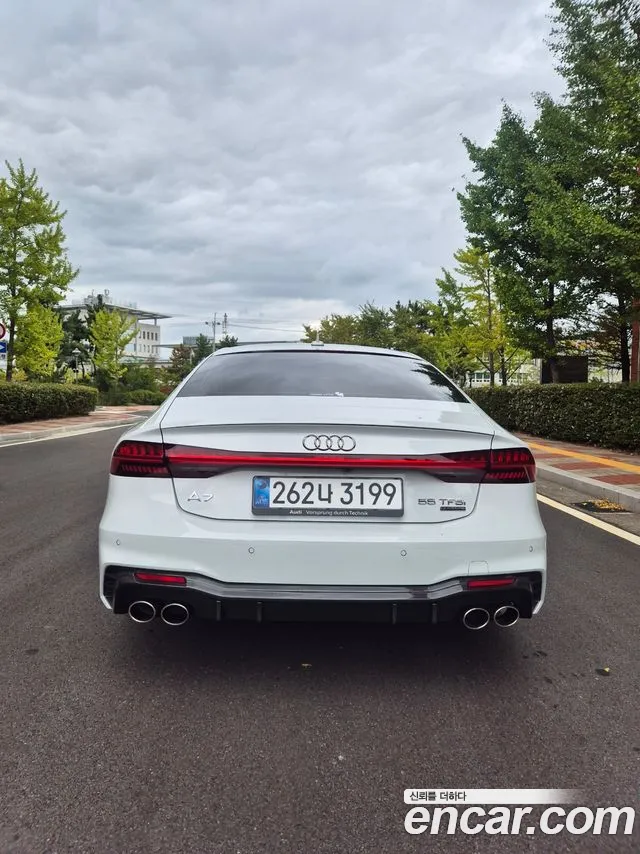 Audi A7 4K — Фото автомобиля 4
