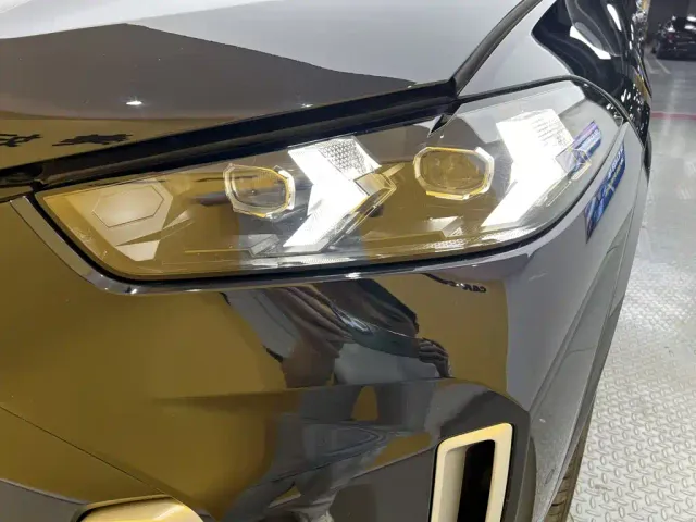 BMW X5 — Фото автомобиля 8