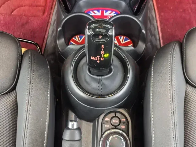 MINI Hatch — Фото автомобиля 17