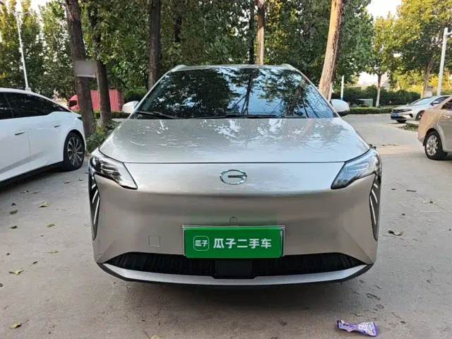 GAC Aion Y — Фото автомобиля 2