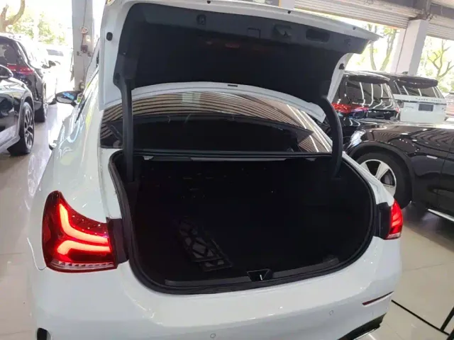 Mercedes-Benz A-Class — Фото автомобиля 18