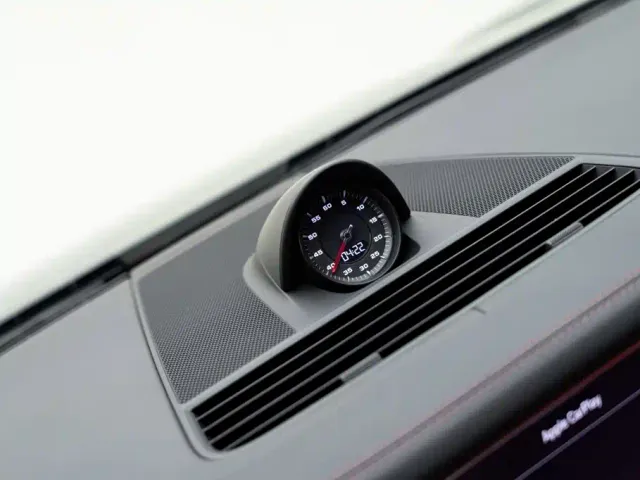 Porsche Panamera — Фото автомобиля 23