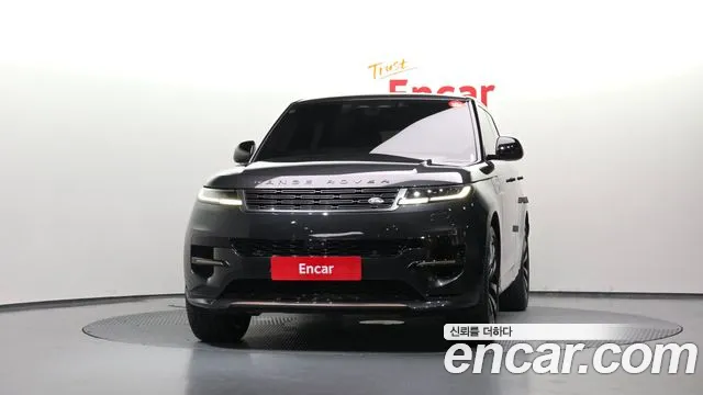 Land Rover Range Rover Sport — Фото автомобиля 3