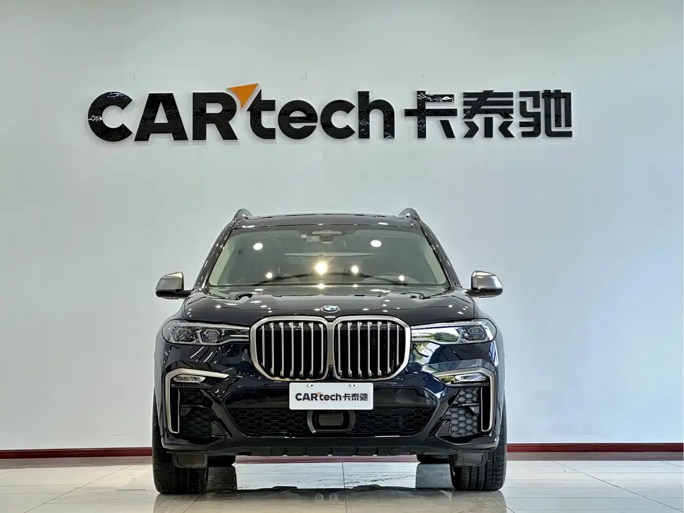 BMW BMW X7 2022 xDrive M50i — Фото автомобиля 2