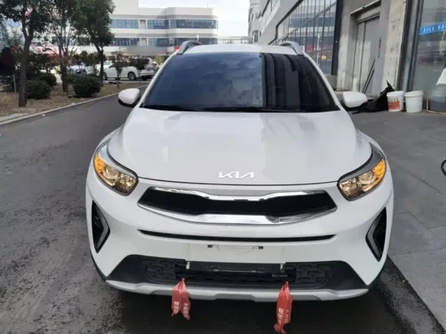 Kia KX1 — Фото автомобиля 2