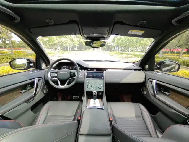 Land Rover Discovery Sport — Фото автомобиля 17