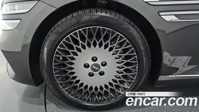 Genesis G80 RG3 — Фото автомобиля 5