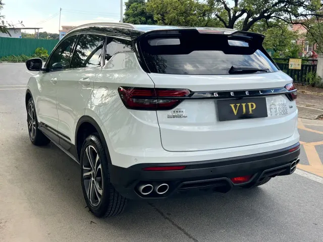 Geely Binyue — Фото автомобиля 9
