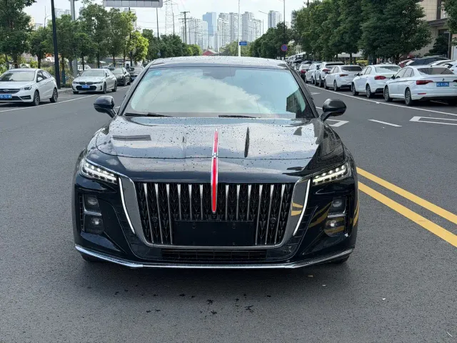 Hongqi H5 — Фото автомобиля 2