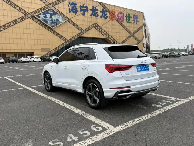 Audi Q3 — Фото автомобиля 6
