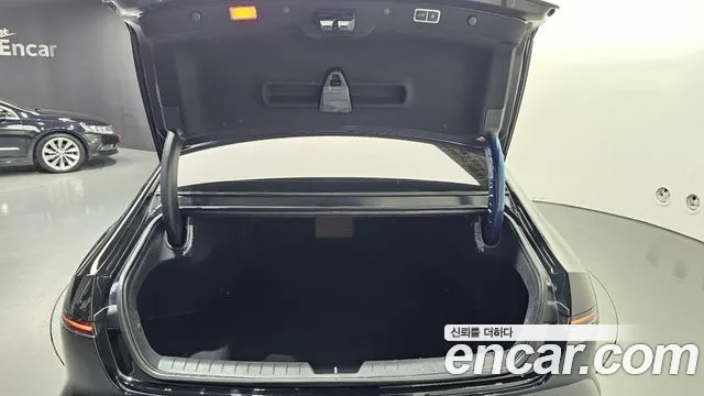 Hyundai Grandeur — Фото автомобиля 19