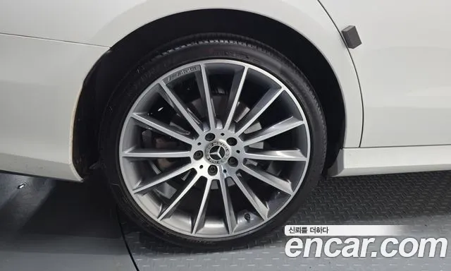 Mercedes-Benz E-Class W213 — Фото автомобиля 5