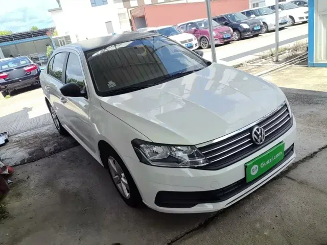 Volkswagen Lavida — Фото автомобиля 3