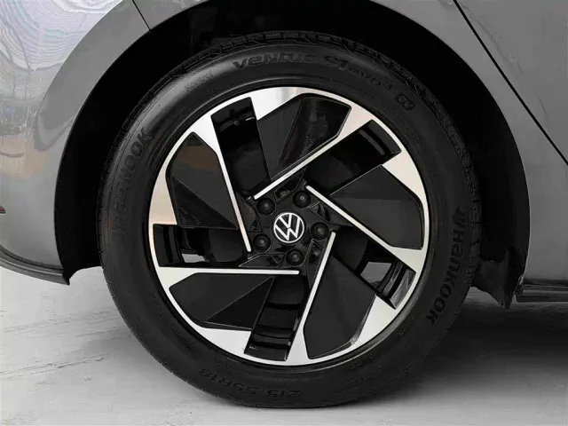 Volkswagen ID.3 — Фото автомобиля 15