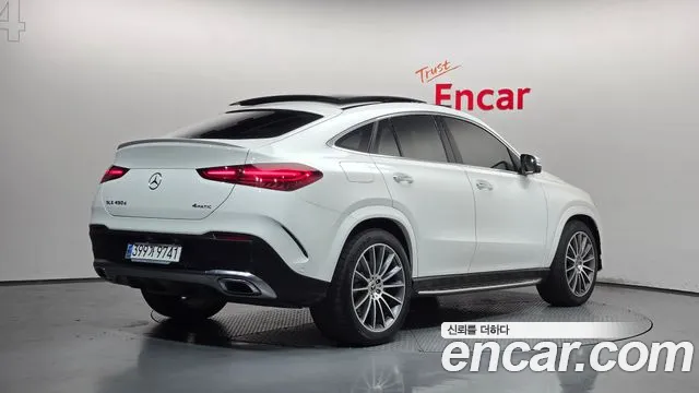 Mercedes-Benz GLE-Class — Фото автомобиля 2