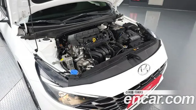 Hyundai AVANTE Avante (CN7) — Фото автомобиля 6