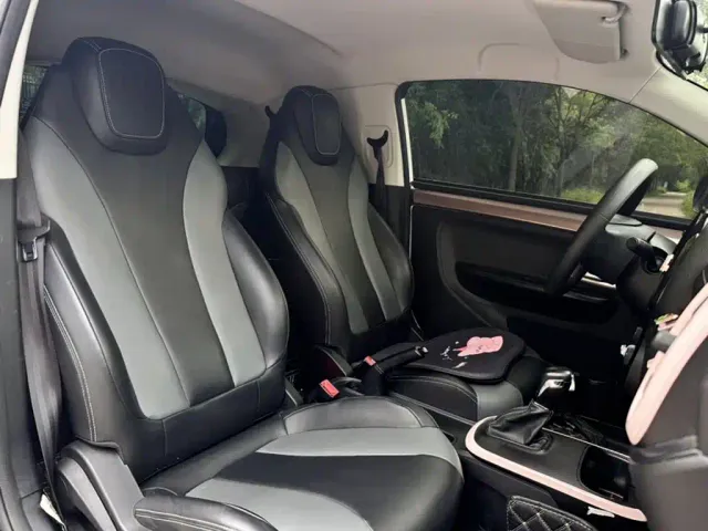 Roewe Clever — Фото автомобиля 13