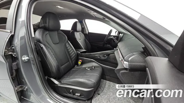 Hyundai Avante — Фото автомобиля 16