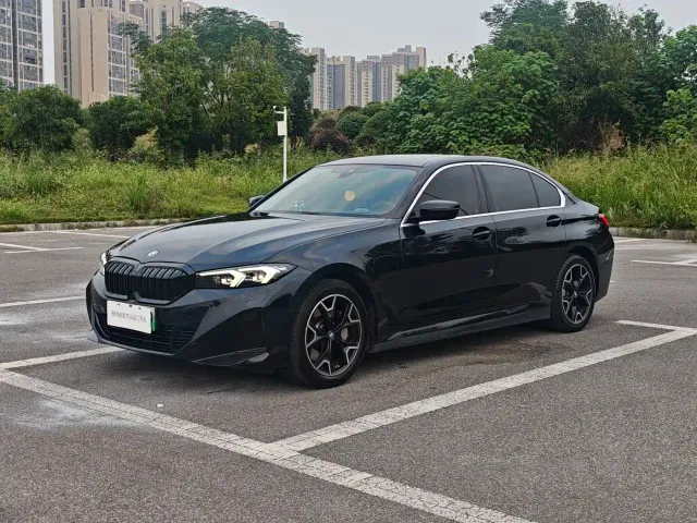 Фотография автомобиля — BMW i3